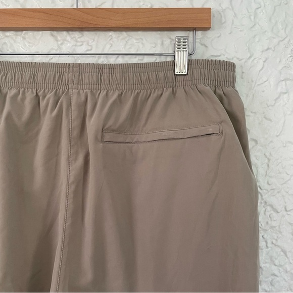 Nike Men’s Vintage Track Pants XL Tan Beige with Side Stripes - Picture 6 of 9